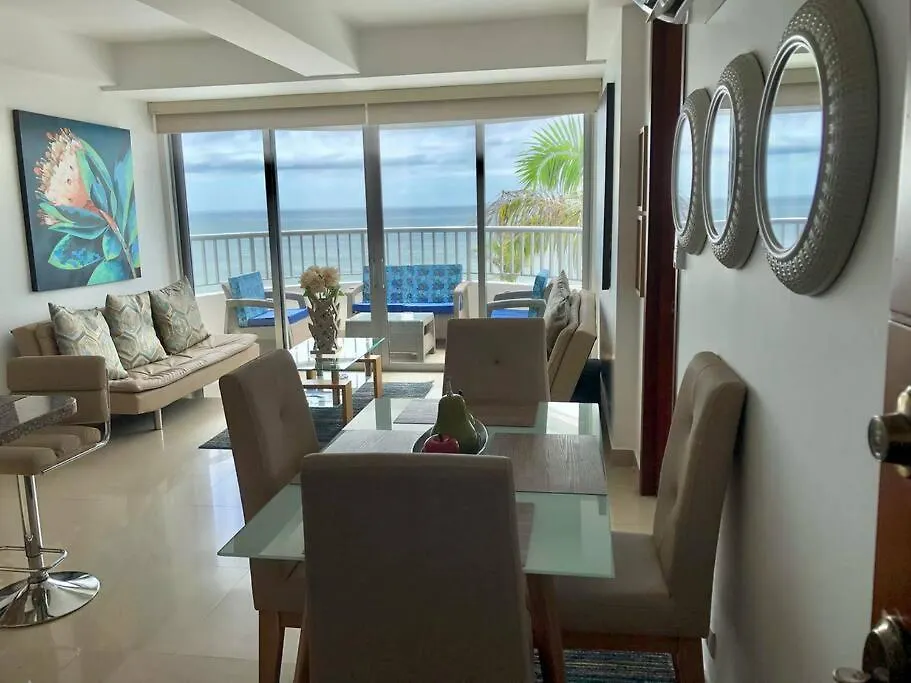 Apto 402 Cartagena Frente Al Mar- Edificio Palmetto, Piso 4 0*,
